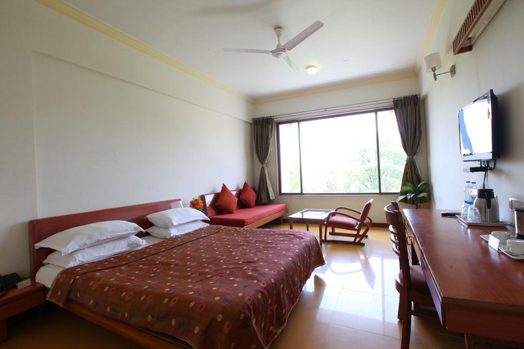 Shilpi Hill Resort Saputara Rom bilde
