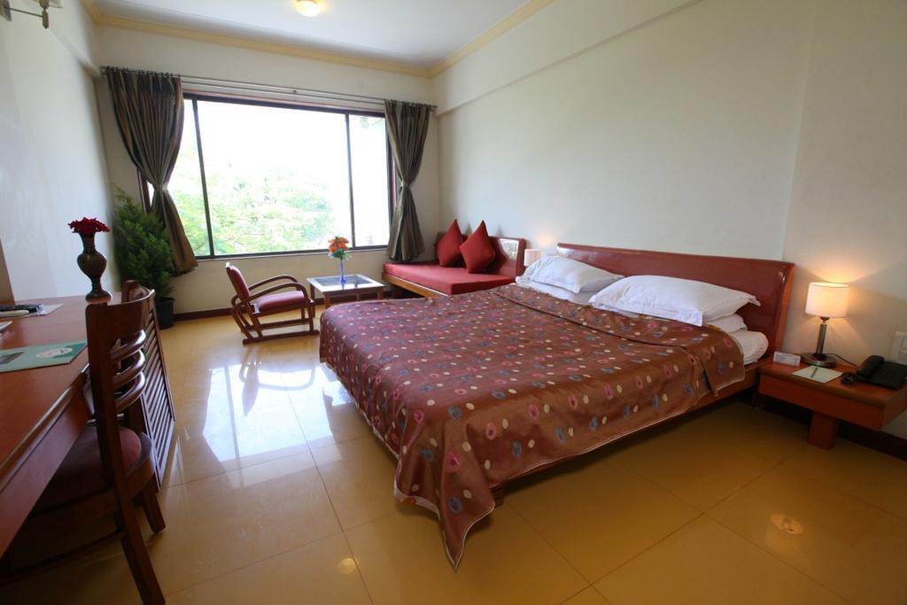 Shilpi Hill Resort Saputara Rom bilde
