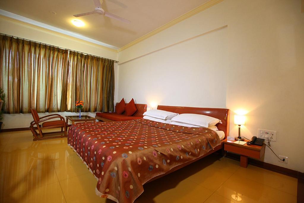 Shilpi Hill Resort Saputara Rom bilde
