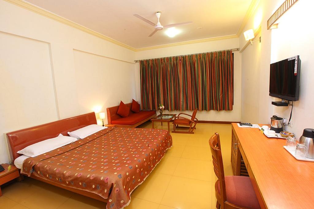 Shilpi Hill Resort Saputara Rom bilde